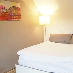 Apartment Zwei Schicke Mit Parkplatz