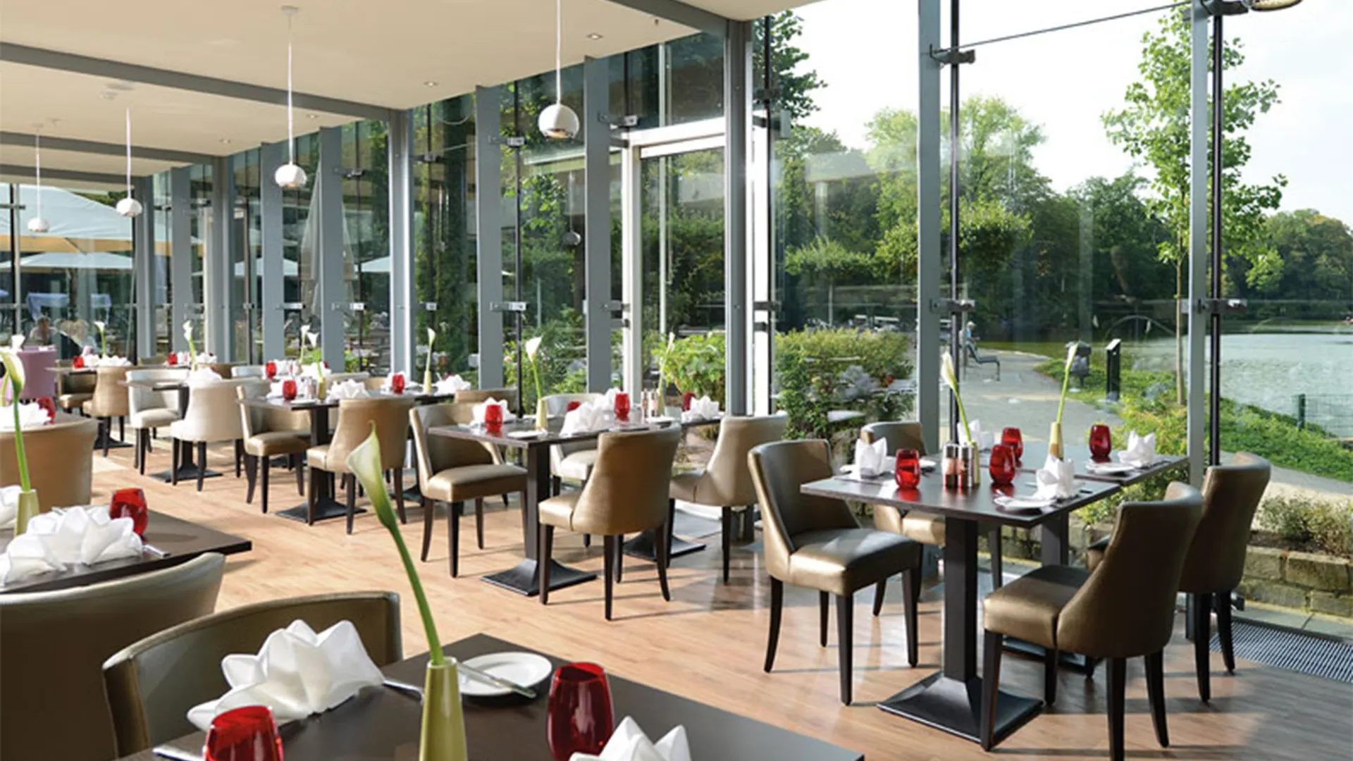 Leonardo Royal Hotel Köln - Am Stadtwald